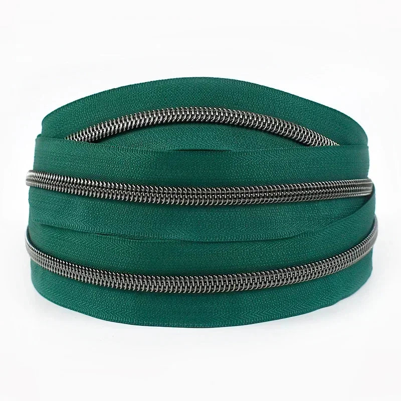 8/200Meters 5# Colorful Nylon Zipper Tapes GunBlack Tooth Coil Zip Tailors for Bags Garment Repair Kit DIY Sewing Accessories
