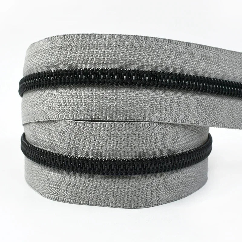 8/200M 5# Nylon Zippers By The Meter Roll Bulk Zip Tapes Clothes Shoes Bag Coil Zips Closures Repair Kit DIY Sewing Accessories